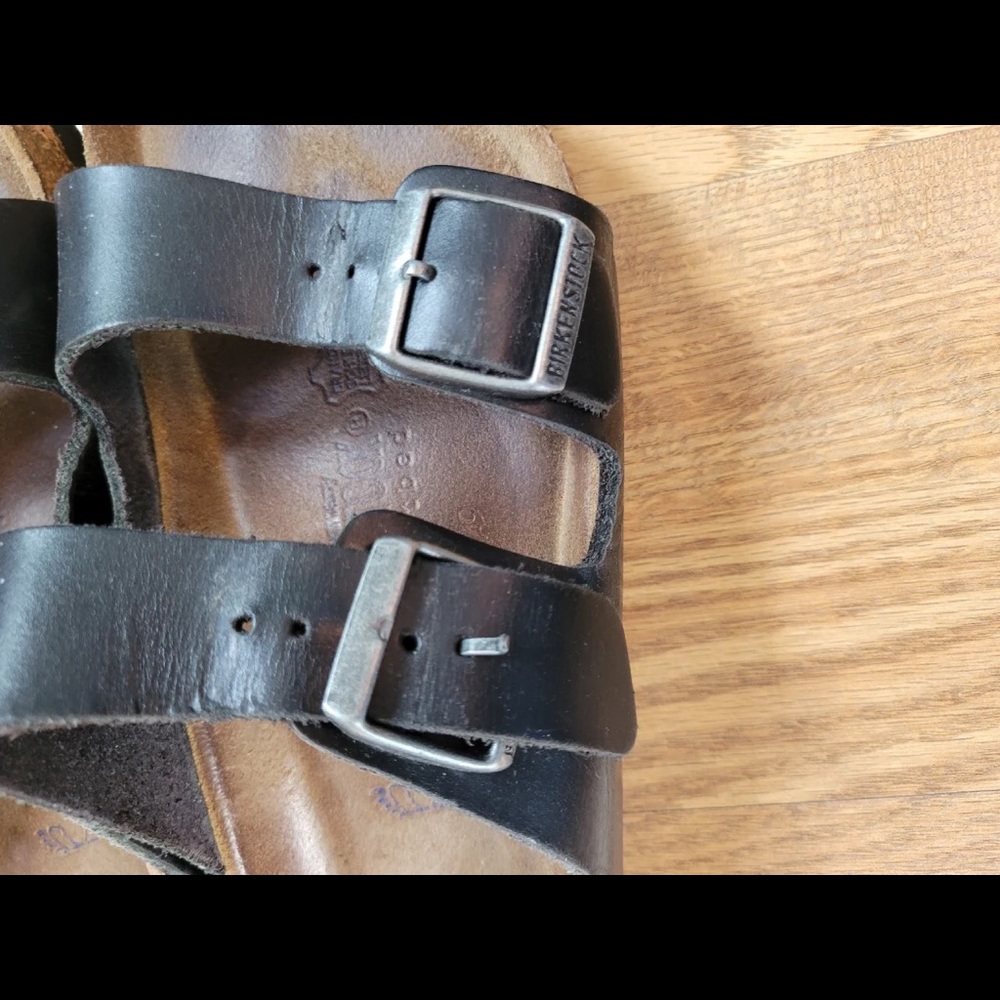 BIRKENSTOCK Arizona sandals - Picture 5 of 8